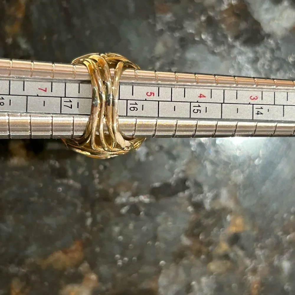 Women’s Mae and Lang 14 karat gold plated cocktail ring size 6